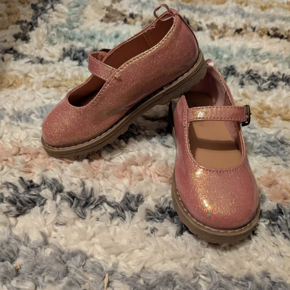 Old Navy‎ Pink Sparkly Chunky Mary Jane Shoes